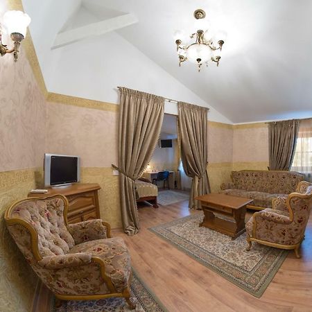 Hotel - Bar Grafaite Šiauliai Kültér fotó