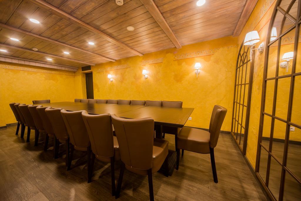 Hotel - Bar Grafaite Šiauliai Kültér fotó